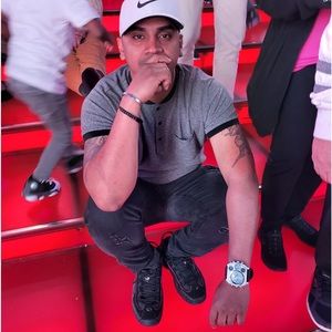 Meet your Posher, Richard